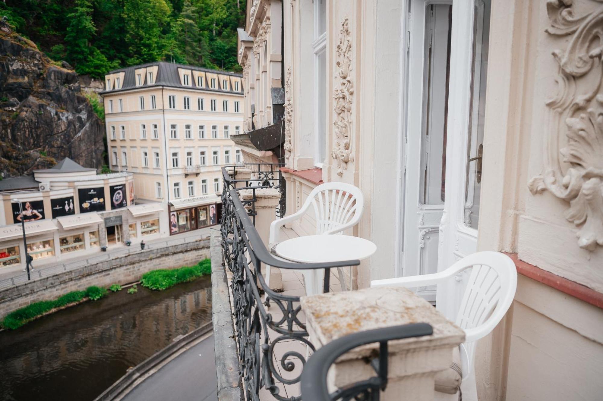 Alisa Hotel Karlovy Vary Luaran gambar