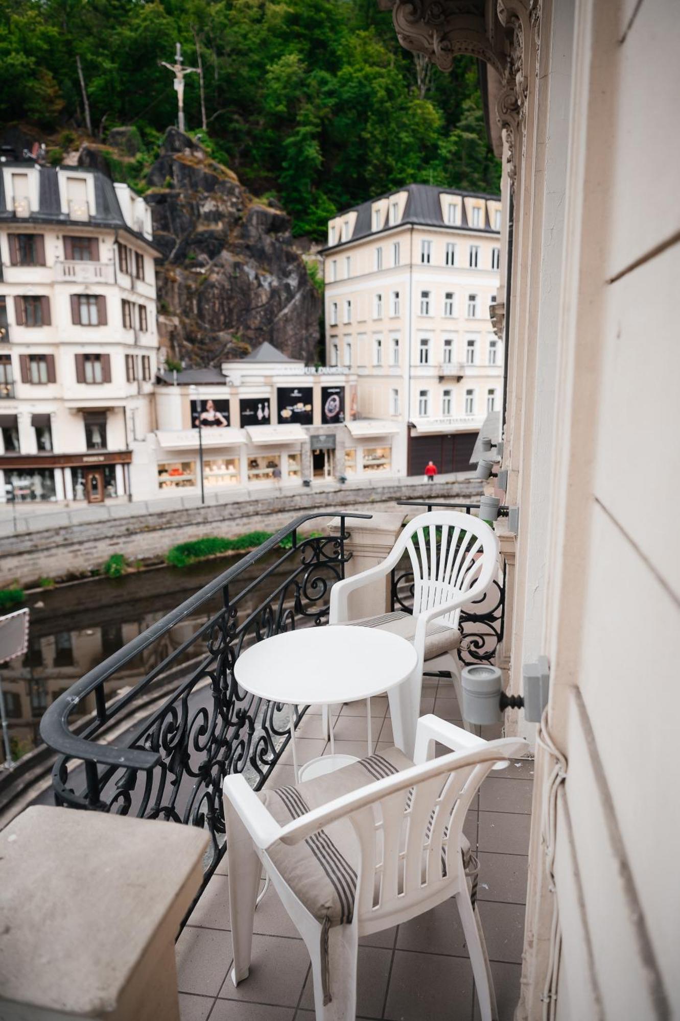 Alisa Hotel Karlovy Vary Luaran gambar