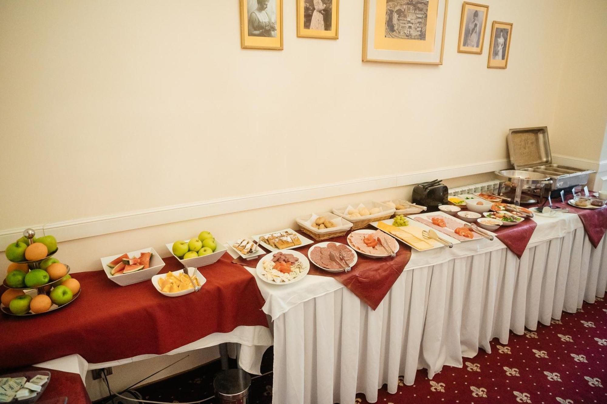 Alisa Hotel Karlovy Vary Luaran gambar