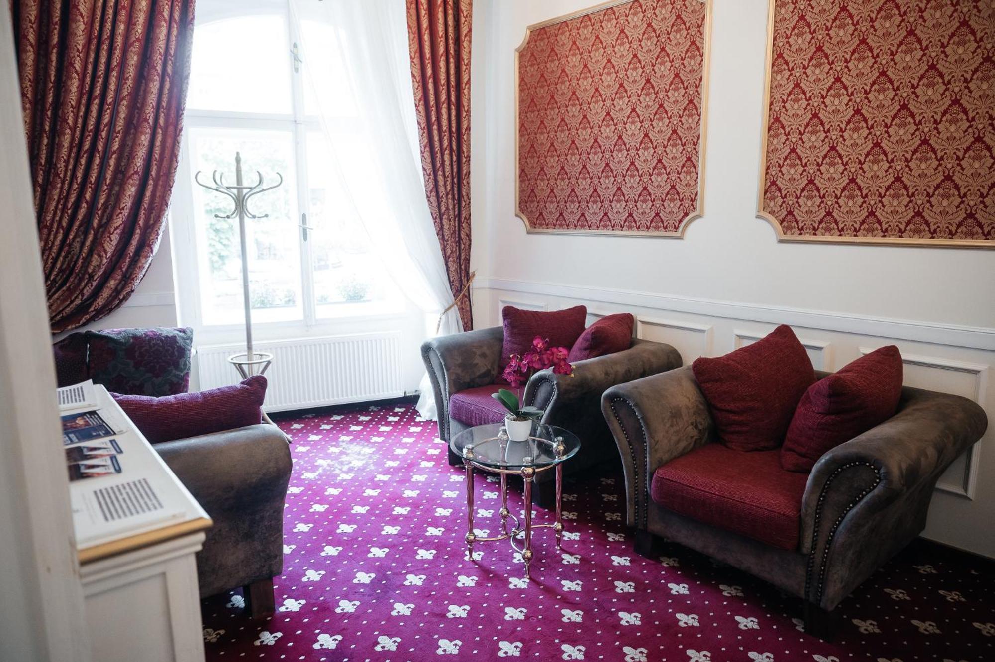 Alisa Hotel Karlovy Vary Luaran gambar