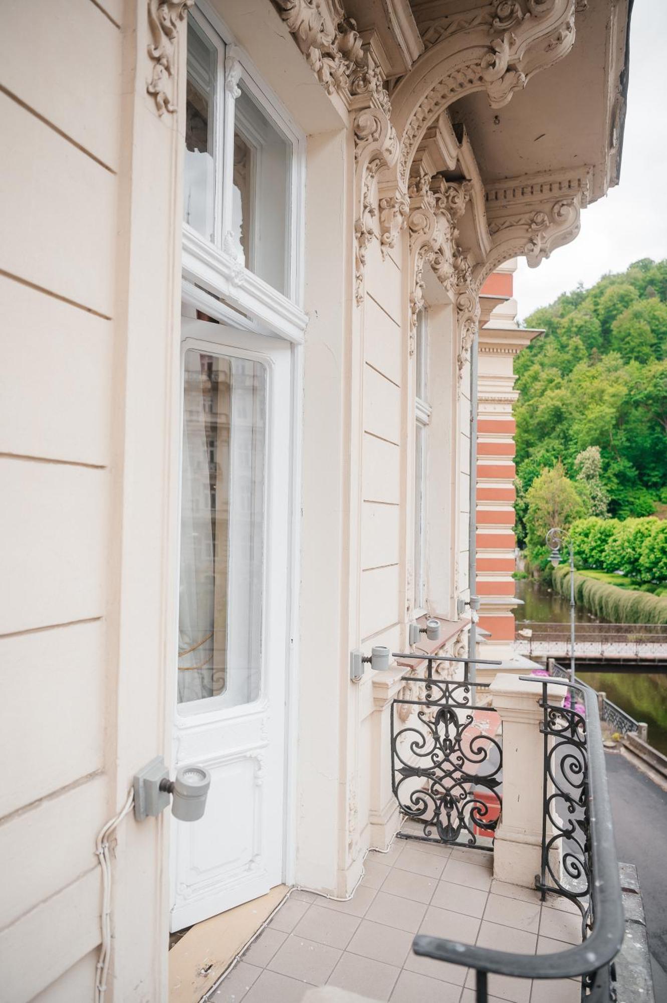 Alisa Hotel Karlovy Vary Luaran gambar