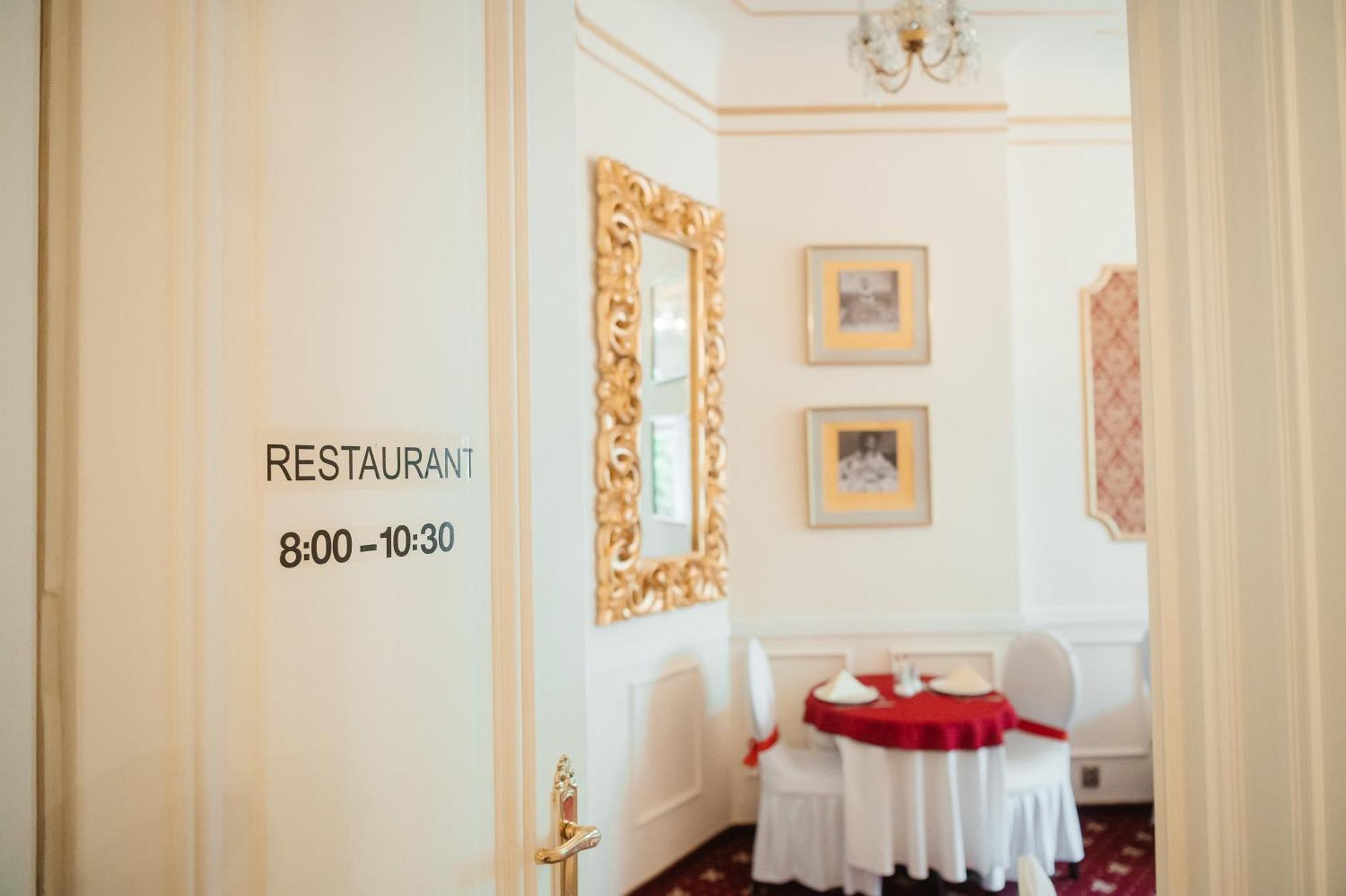Alisa Hotel Karlovy Vary Luaran gambar