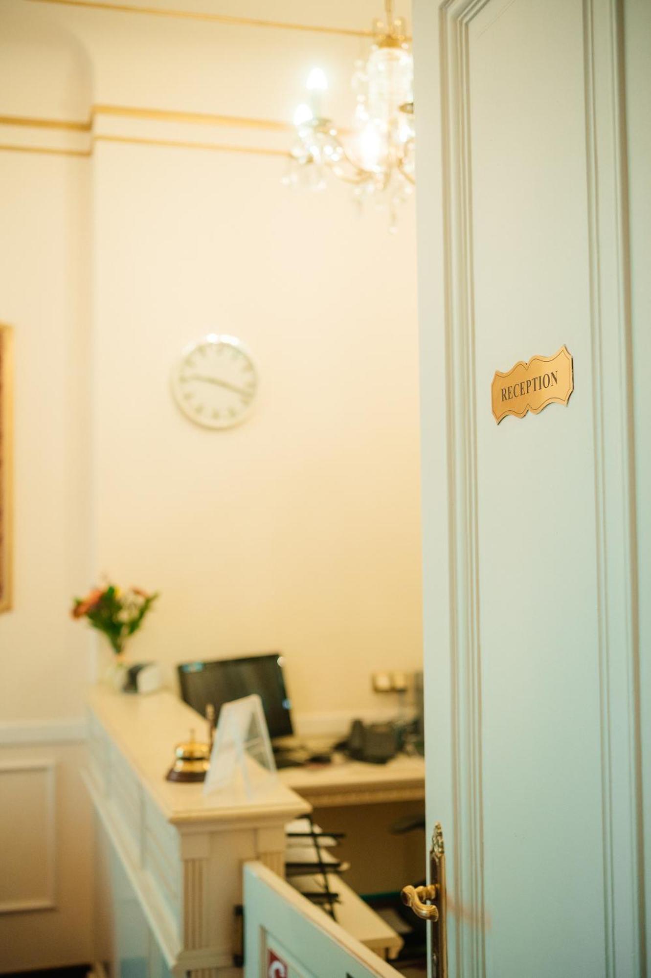 Alisa Hotel Karlovy Vary Luaran gambar