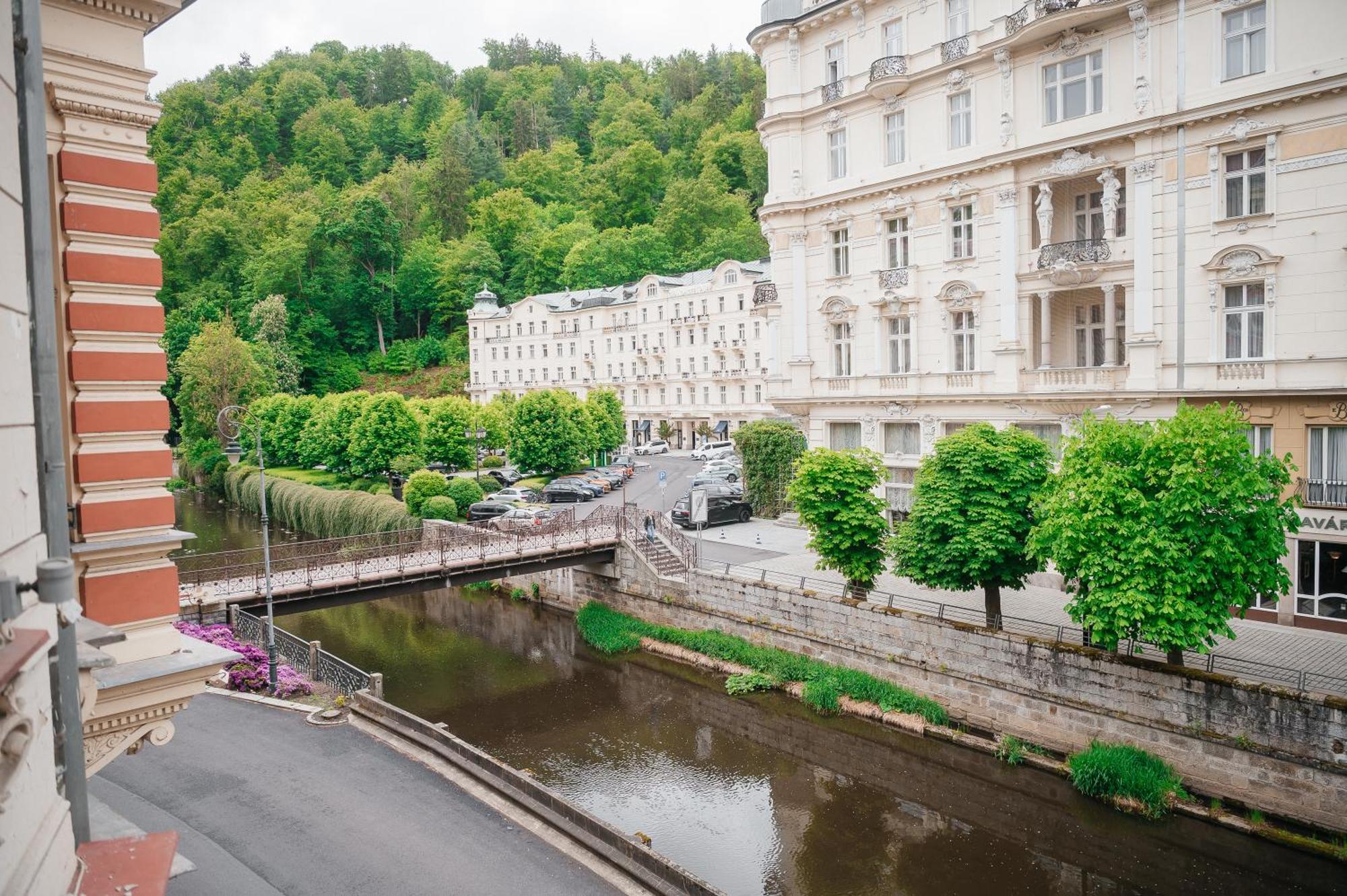 Alisa Hotel Karlovy Vary Luaran gambar